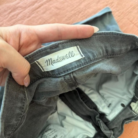 Charcoal Madewell Jean Shorts – High Rise + Frayed Hem | Size 29 - Picture 3 of 4